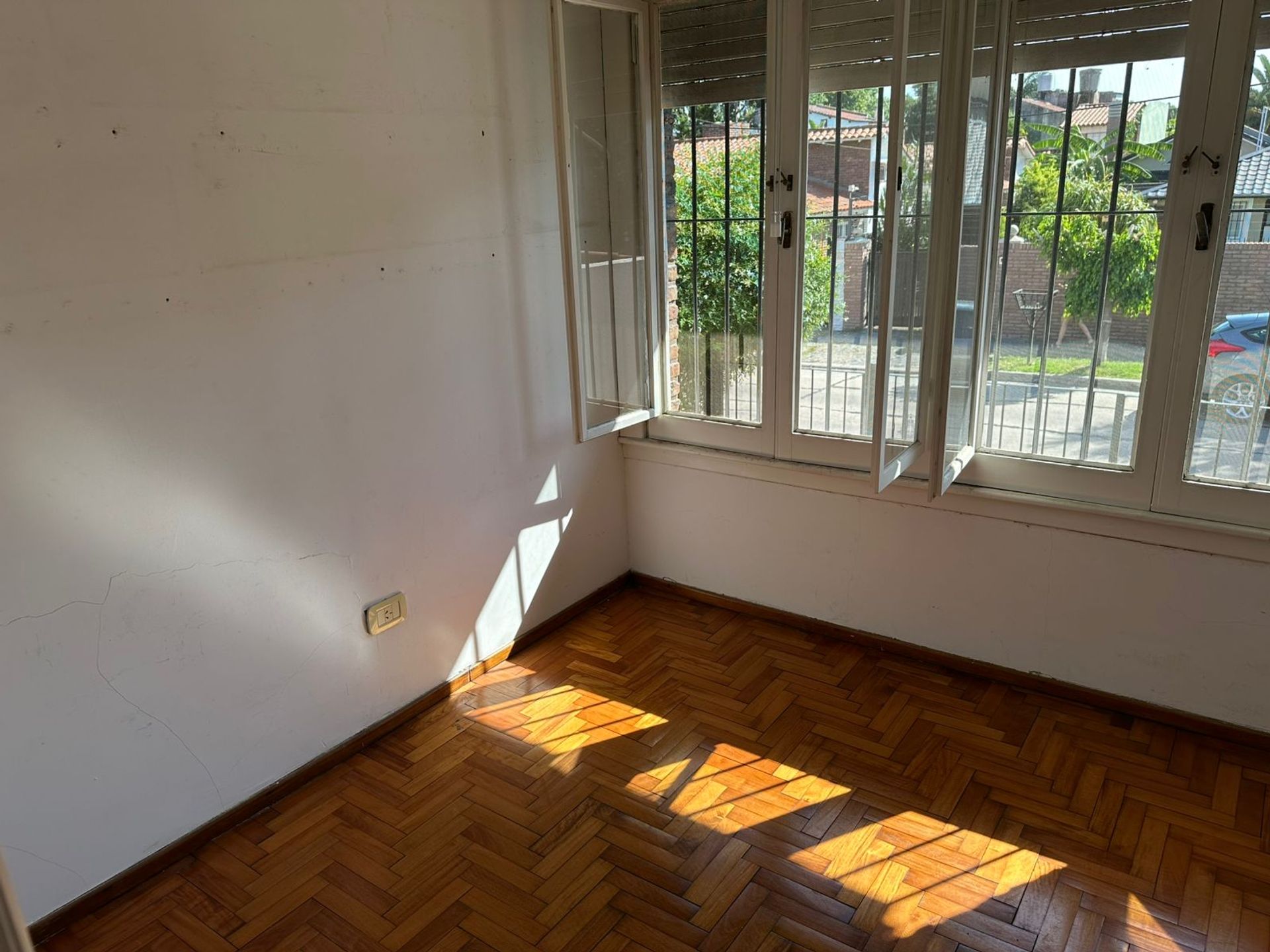 Duplex 5 Amb En Alquiler En Martinez Con Jardin
