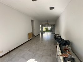 Duplex 5 rooms for rent in Martinez with garden