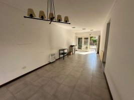 Duplex 5 rooms for rent in Martinez with garden