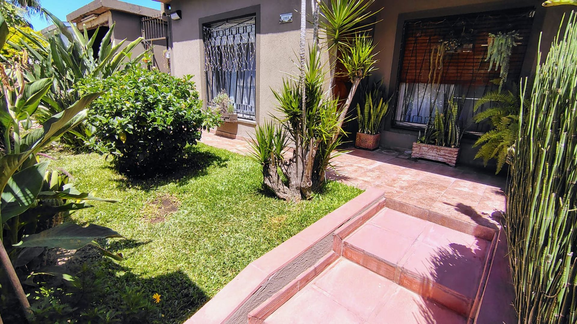 110 M2 de LOCAL COMERCIAL + CASA QUINCHO Y PILETA