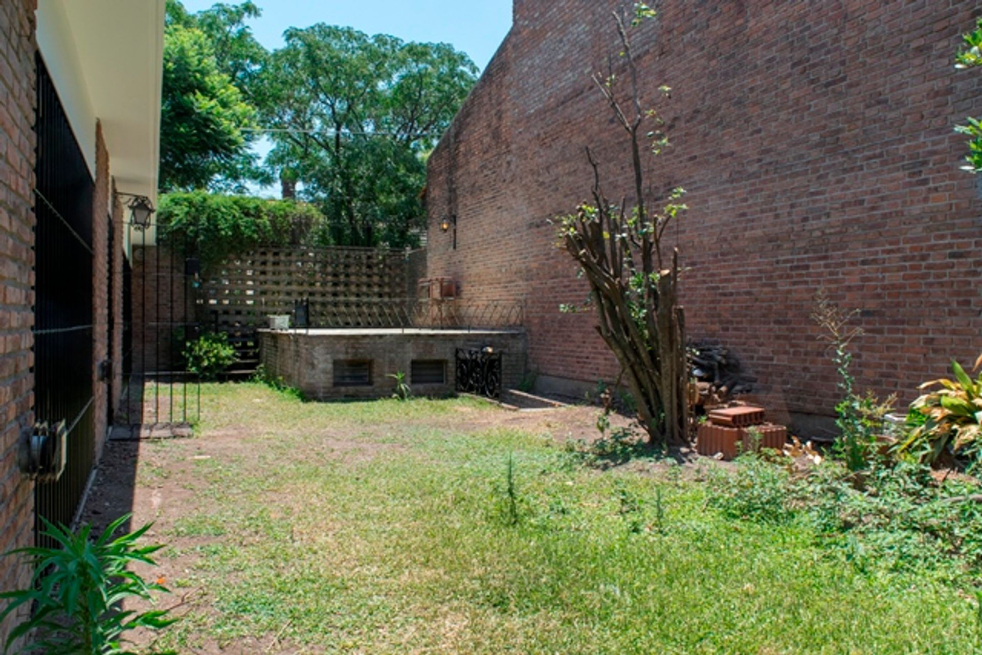 Casa - 4 ambientes - Alquiler - Beccar - Jardin
