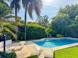 Alquiler Casa 6 Amb En Barrancas De San Jose