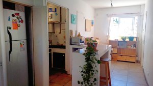 VENTA Departamento 2 ambientes. Sobre Av. Maipu