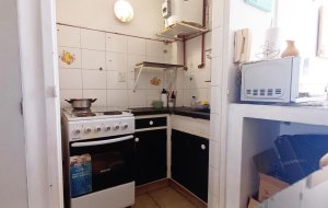 VENTA Departamento 2 ambientes. Sobre Av. Maipu