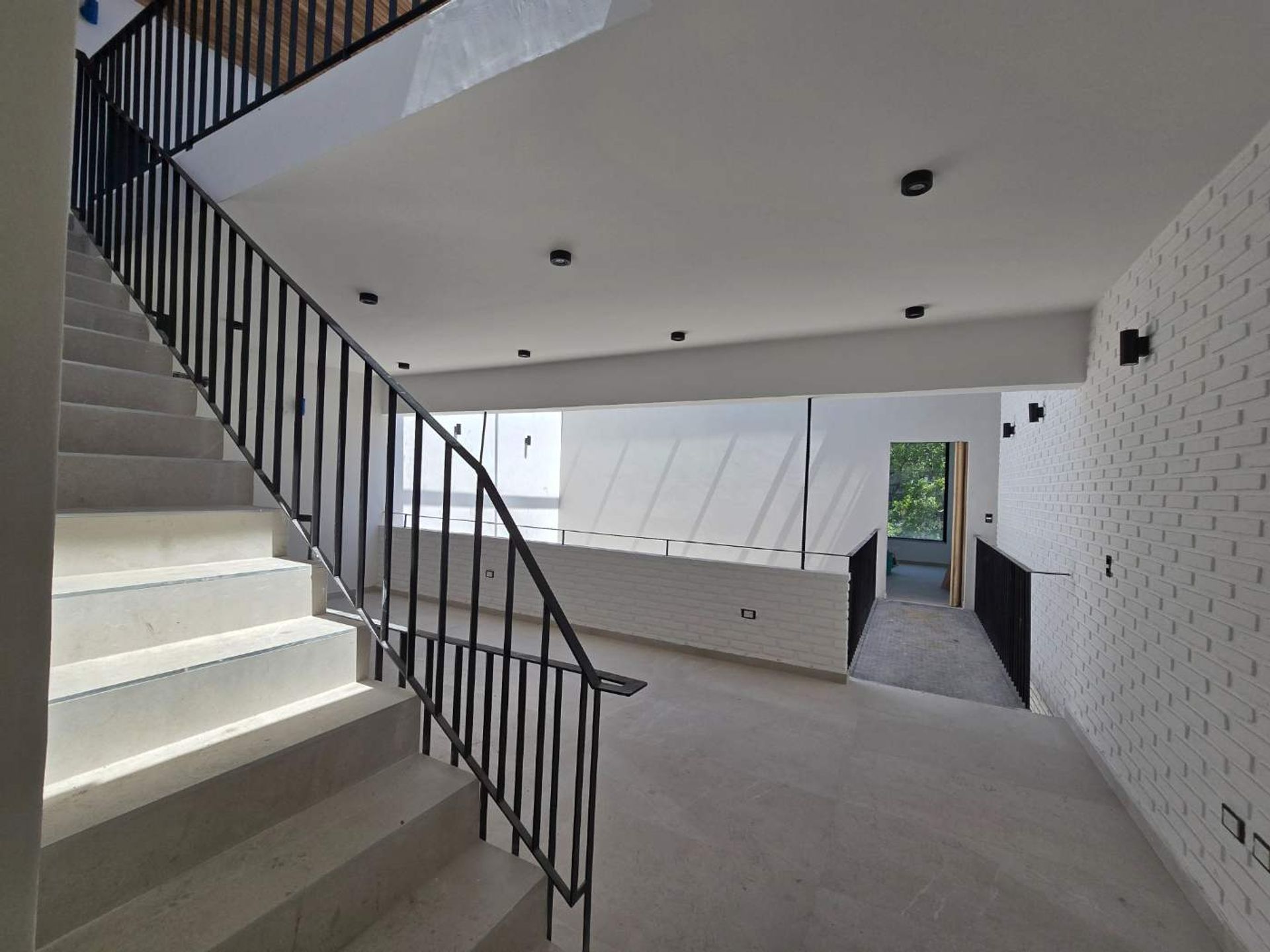 Venta Triplex Con Jardin Y Pileta En San Isidro
