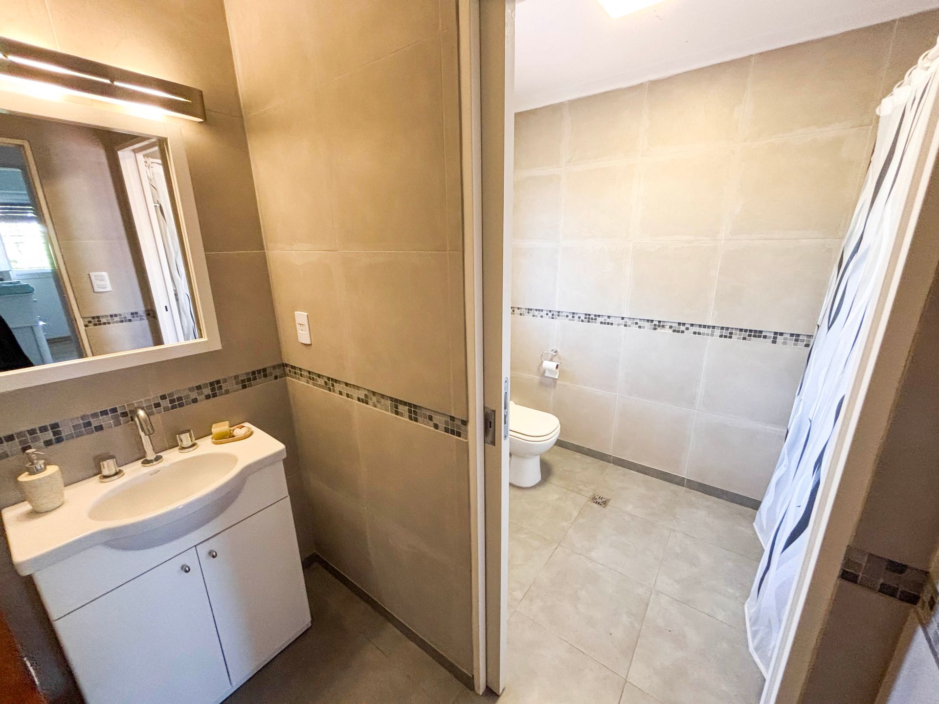 Venta Casa 4 Ambientes Martínez Jardín Parrilla