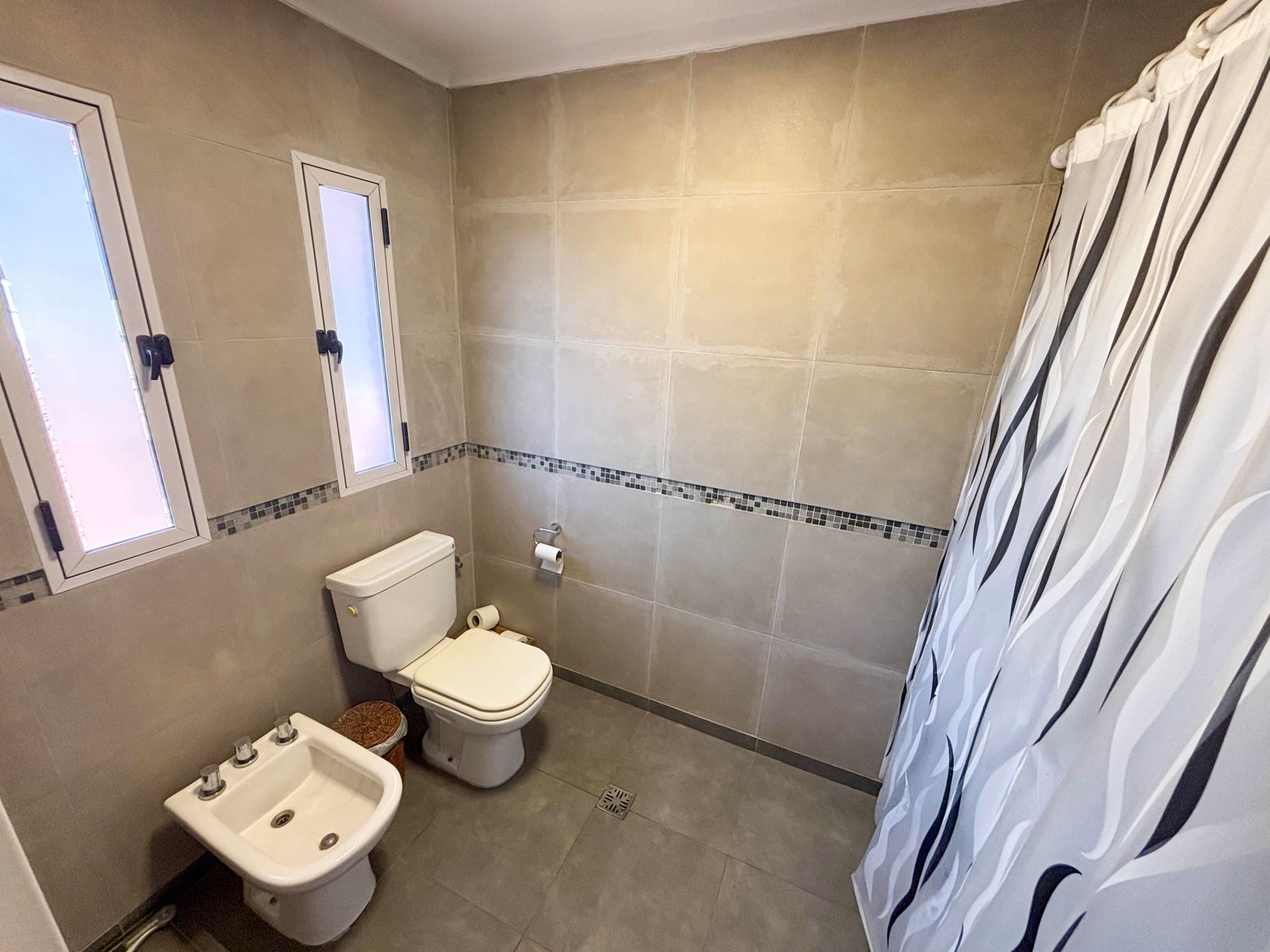 Venta Casa 4 Ambientes Martínez Jardín Parrilla