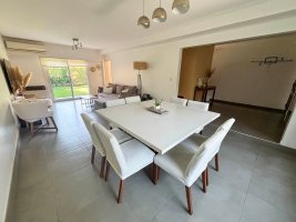 4-Room House with Garden and Grill