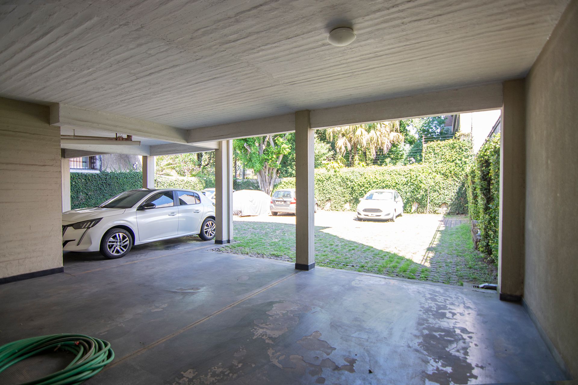 Alquiler Departamento 2 amb c/cochera San Isidro
