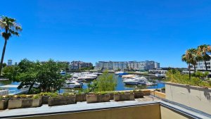 Departamento con vista a la bahía