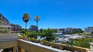 Departamento con vista a la bahía