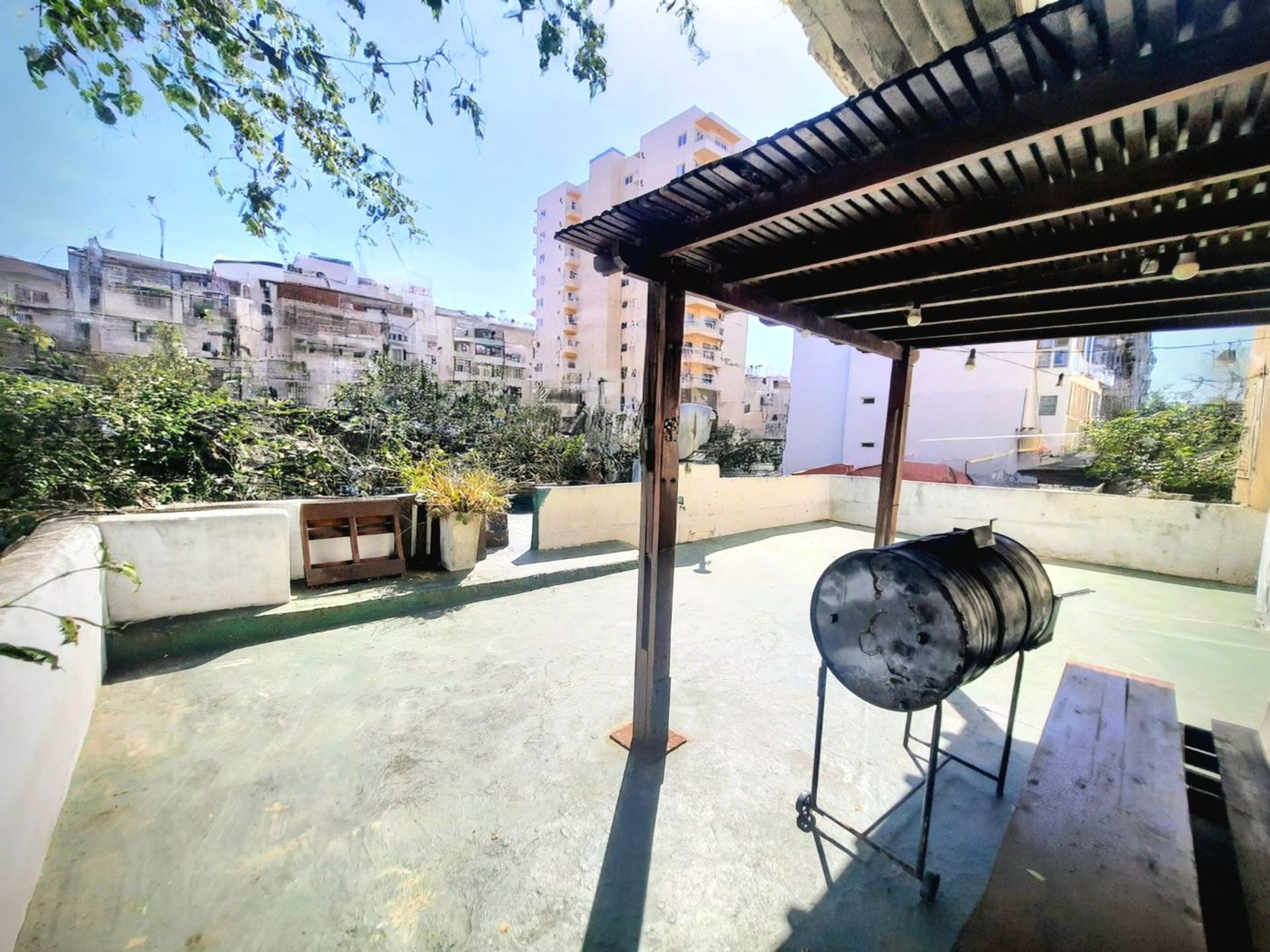 Apartment for Sale with Terrace and Parking – San Fernando