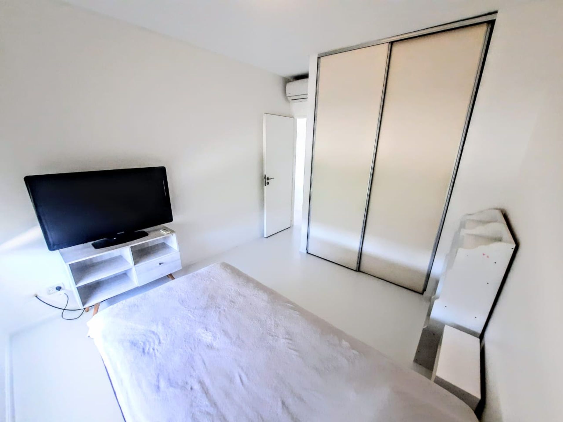 Alquiler Depto Amoblado De 3 Ambientes En Nordelta