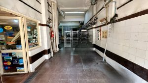 Shop 249 sqm for Sale in Munro Centro
