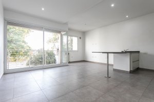 Alquiler dpto 3 amb c/ cochera y balcón-Florida O.