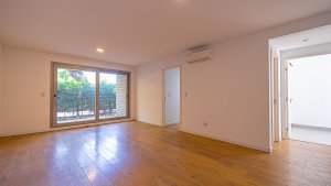 Apartment 4 rooms pool garage gym