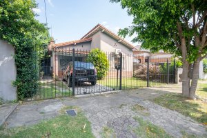 House for Sale, Own Lot, 11.26 meters Frontage, San Isidro