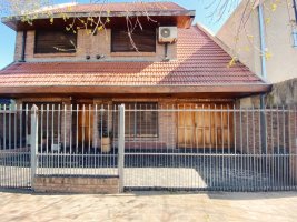 Casa 5 Amb + Dep en Venta S. Isidro Pileta Apto Cr