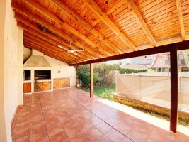 Casa 5 Amb + Dep en Venta S. Isidro Pileta Apto Cr