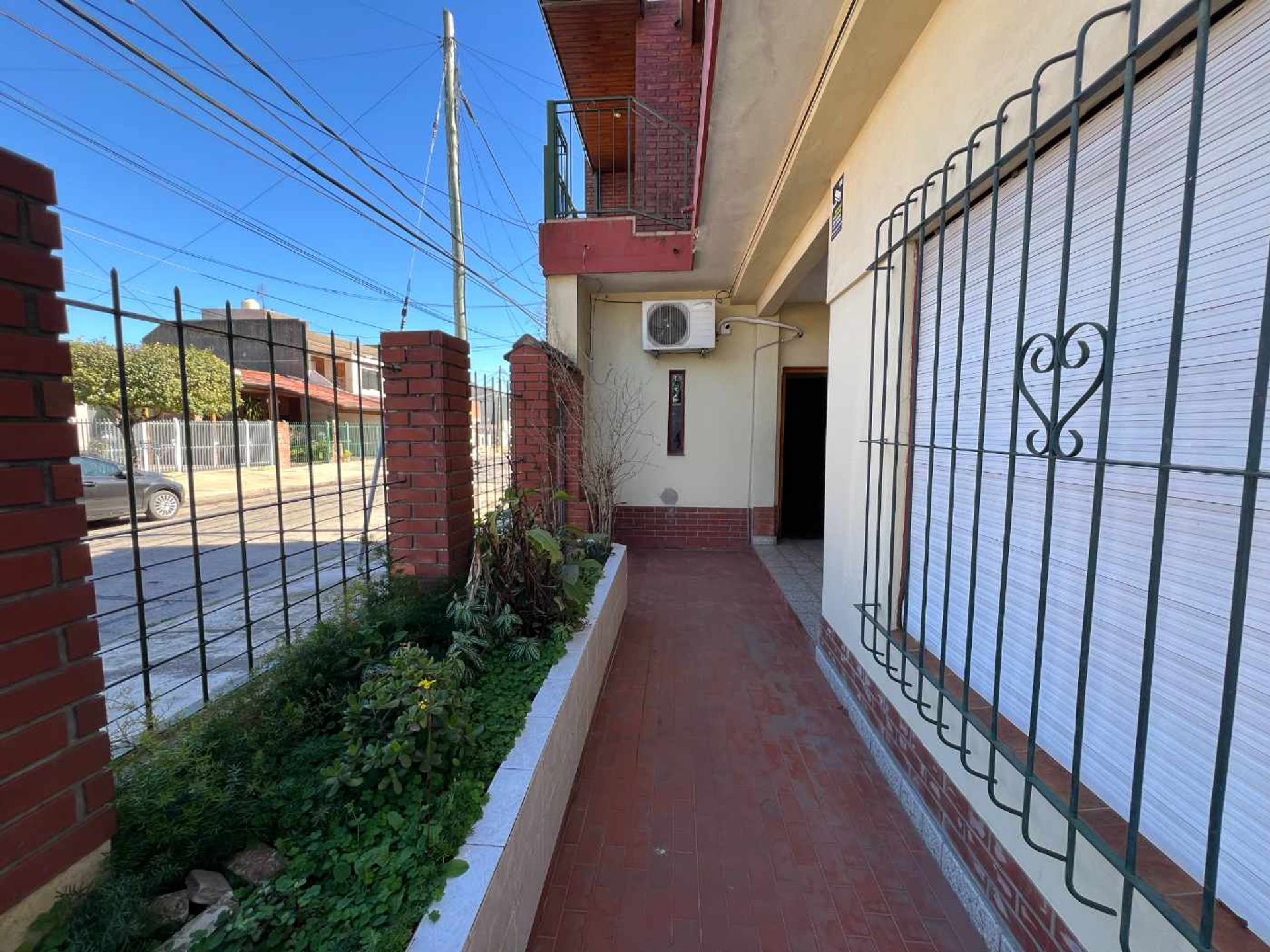 Venta Casa Multifamiliar En Boulogne Con Jardin