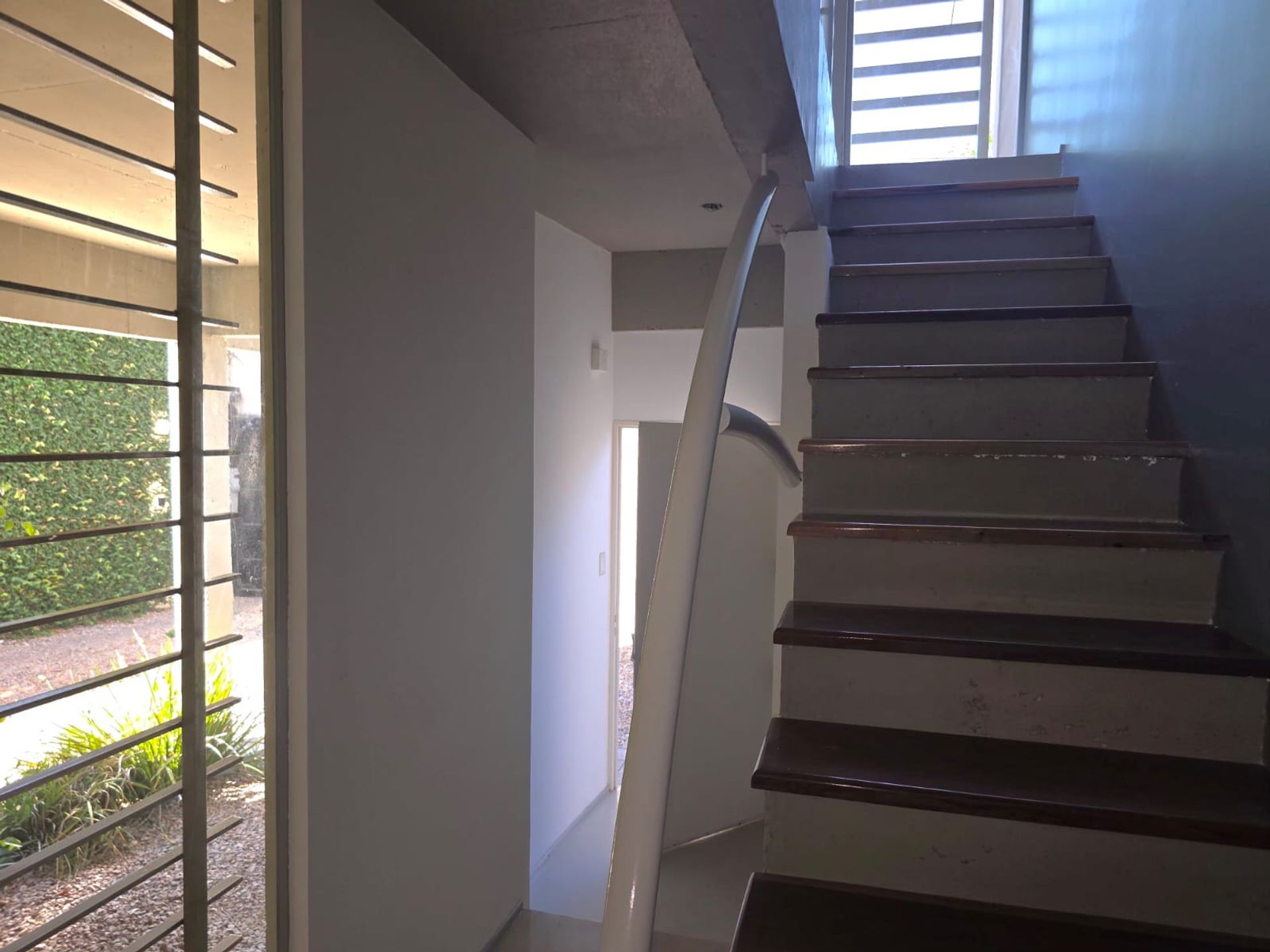 Venta Triplex. 3 Amb. Coch. Quincho. Olivos