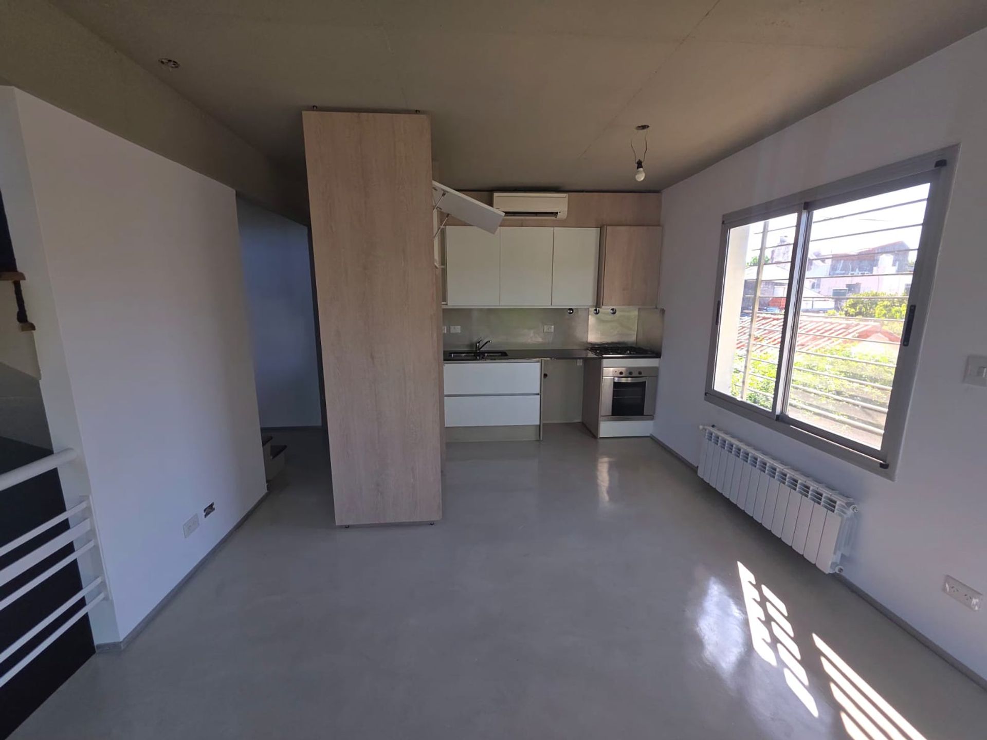 Venta Triplex. 3 Amb. Coch. Quincho. Olivos