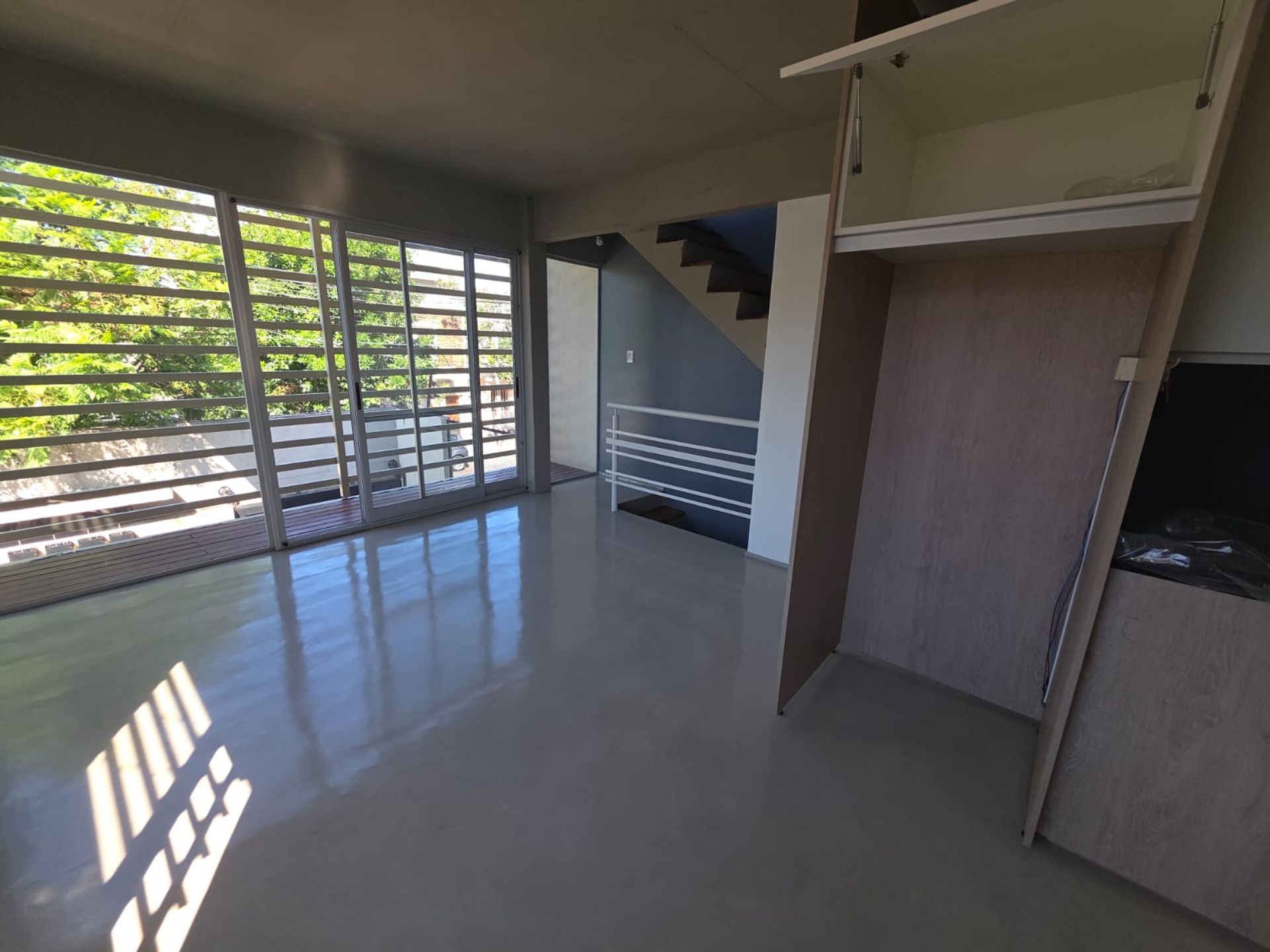 Venta Triplex. 3 Amb. Coch. Quincho. Olivos