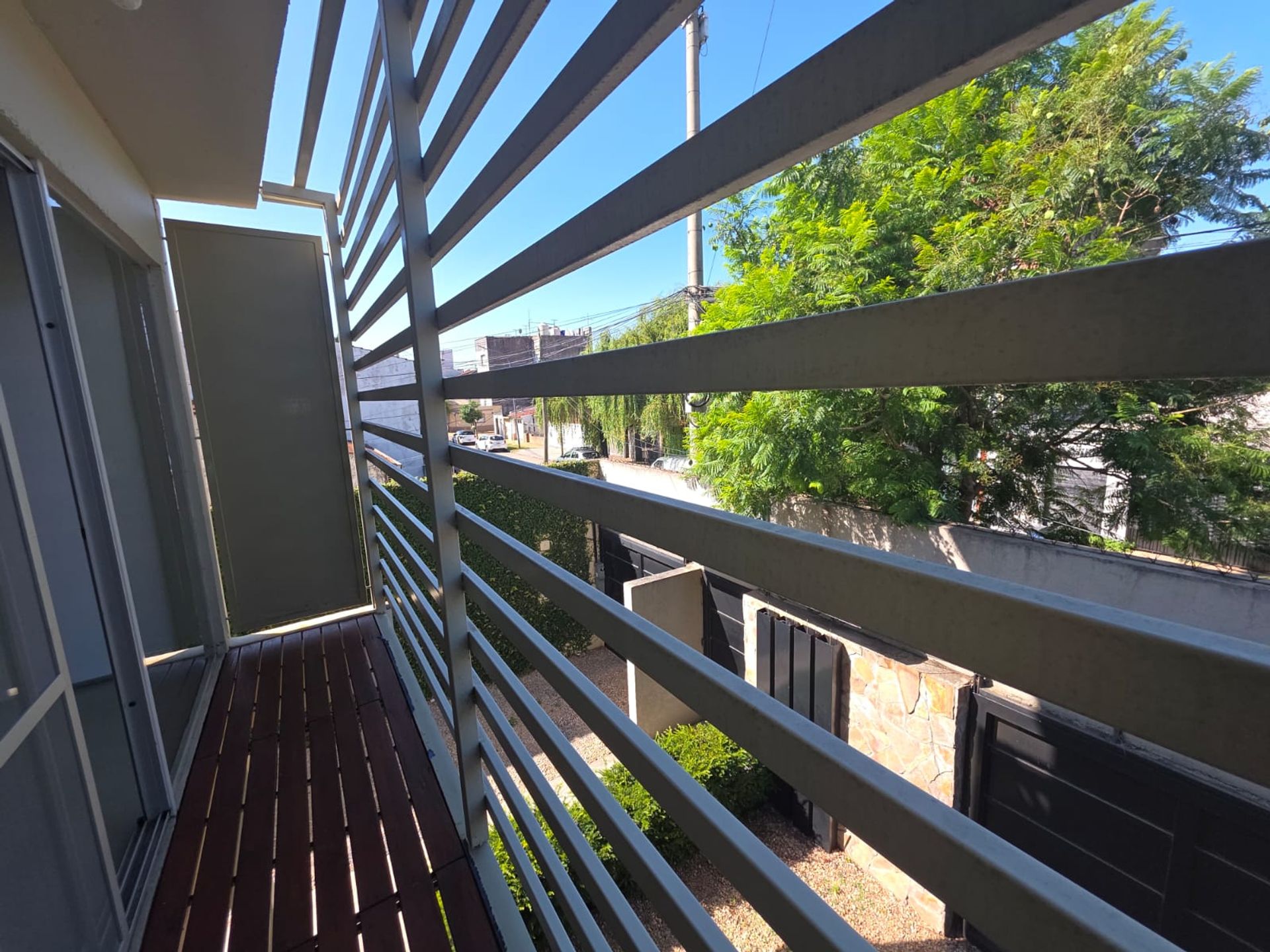 Venta Triplex. 3 Amb. Coch. Quincho. Olivos