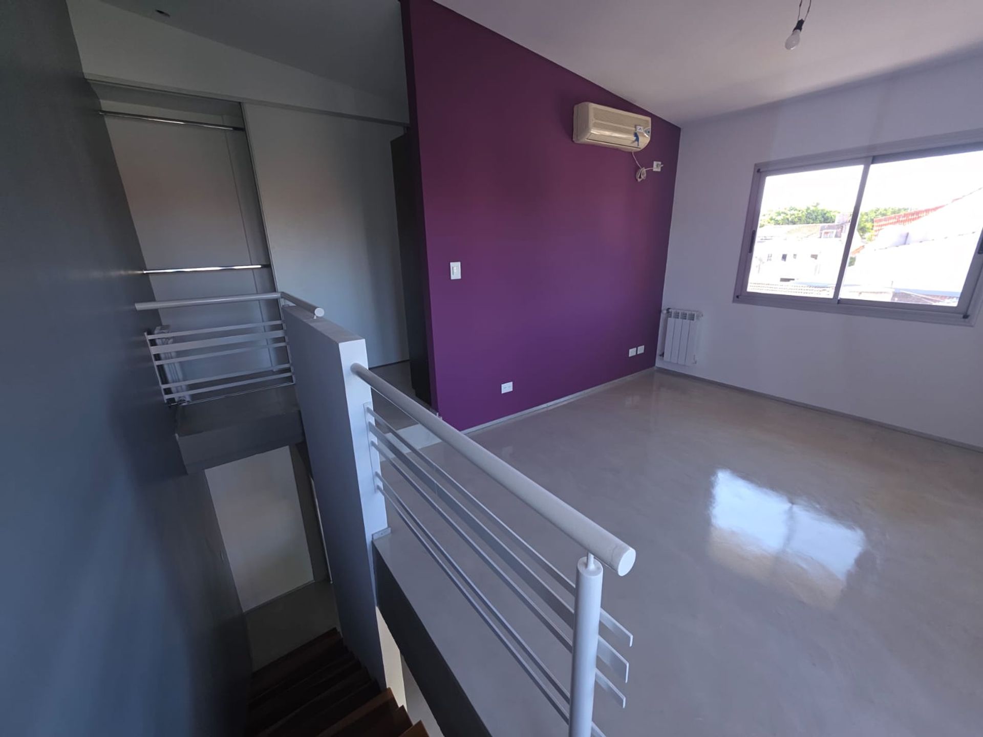 Venta Triplex. 3 Amb. Coch. Quincho. Olivos