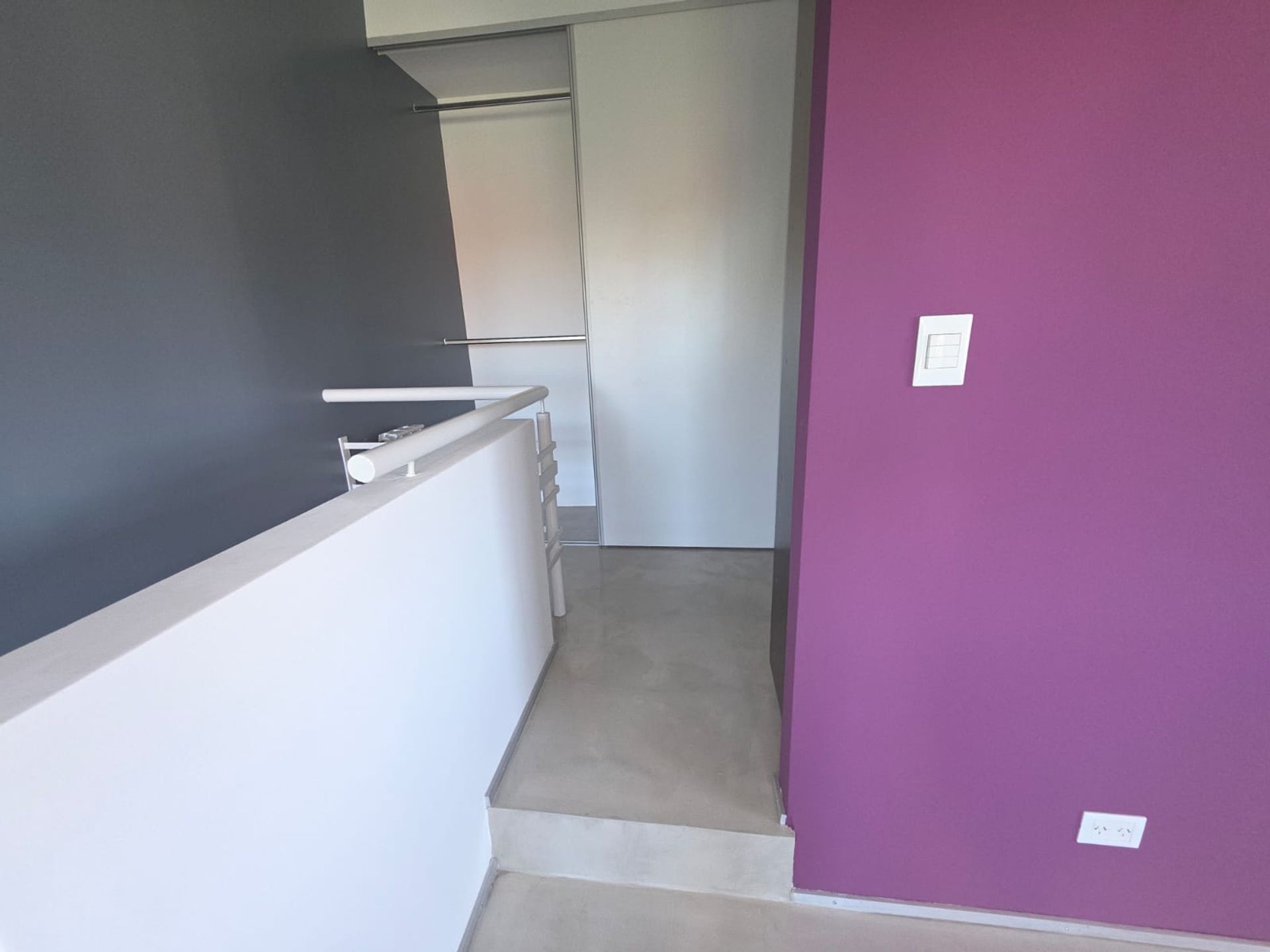 Venta Triplex. 3 Amb. Coch. Quincho. Olivos