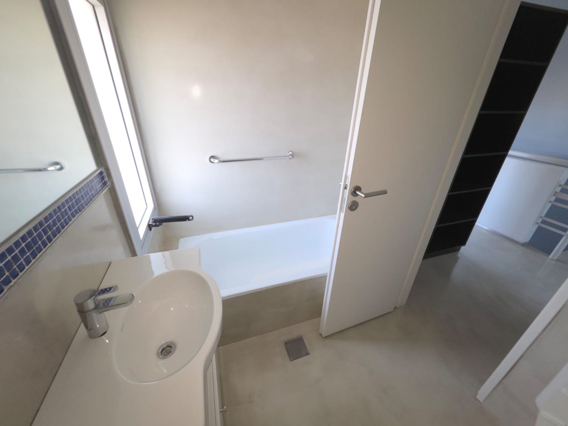 Venta Triplex. 3 Amb. Coch. Quincho. Olivos