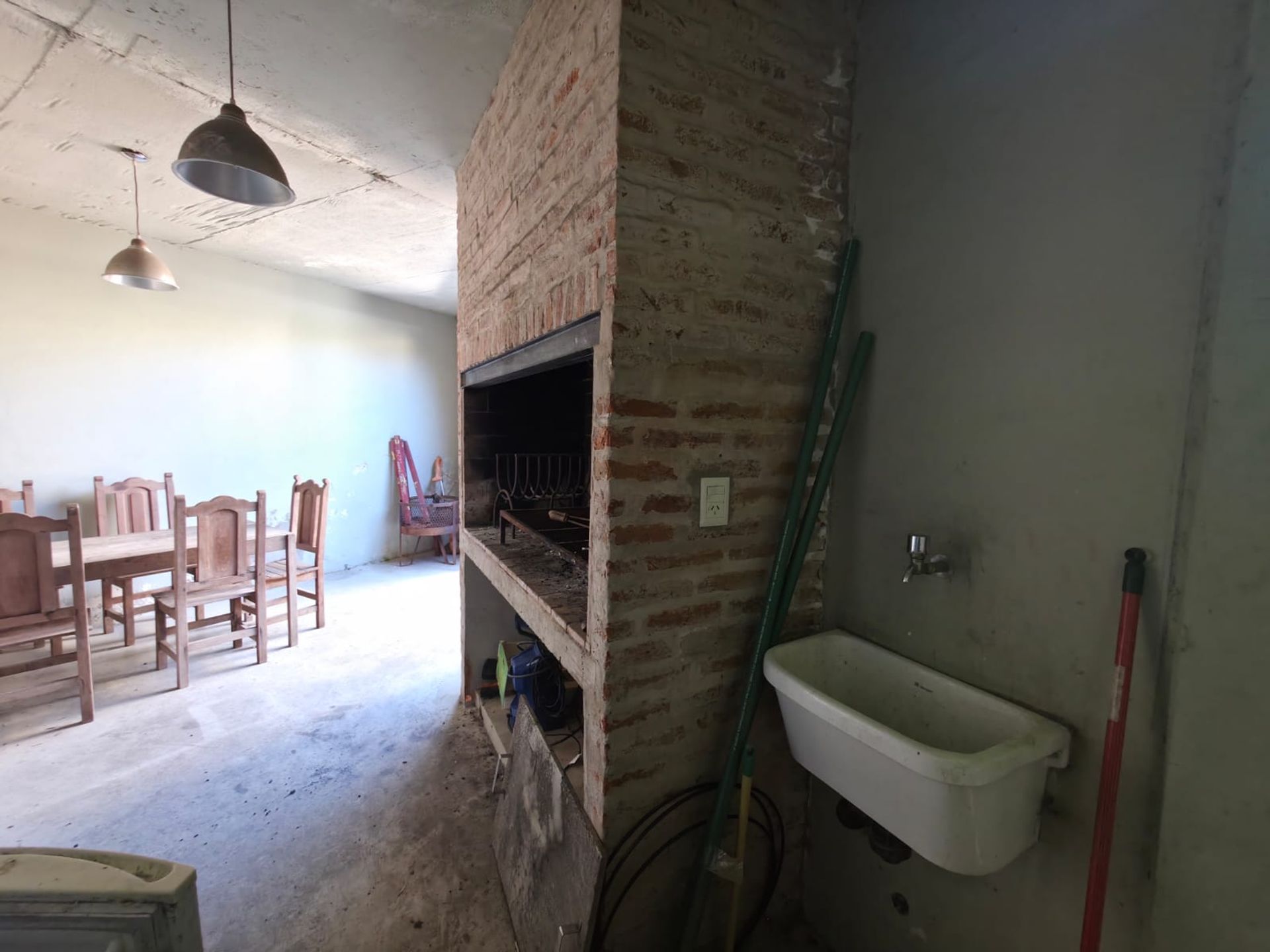 Venta Triplex. 3 Amb. Coch. Quincho. Olivos