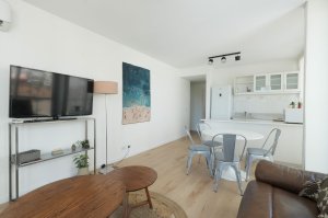 Venta 3 Ambiente Cochera Baulera Torre Awwa Olivos