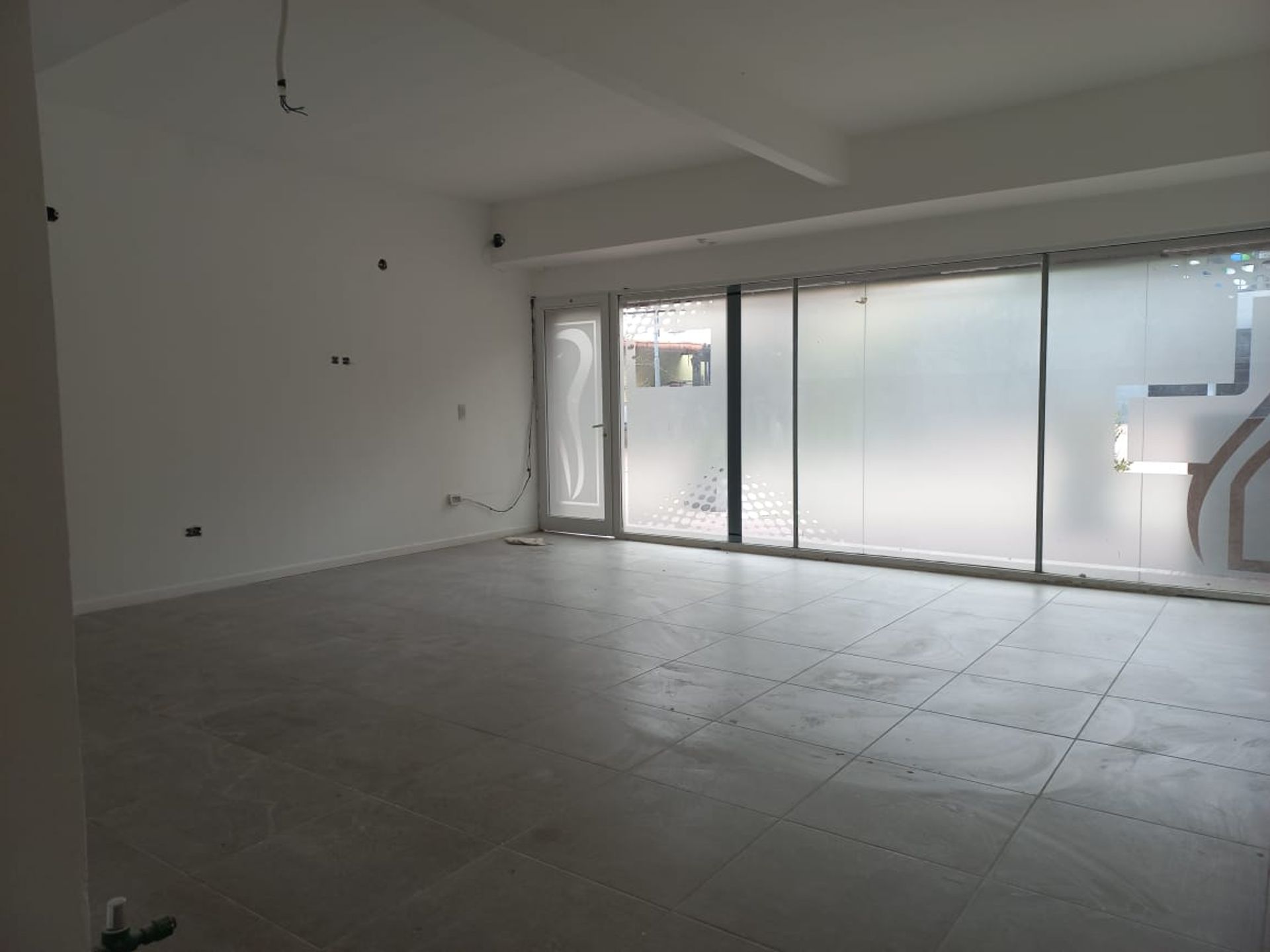 Local en VENTA San Fernando sobre Av. Libertador