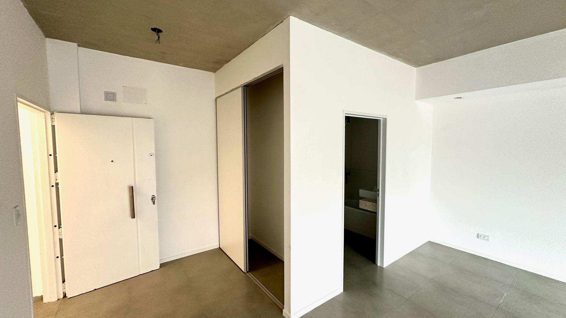 Venta Monoambiente Balcon Cochera Martelli Permuta