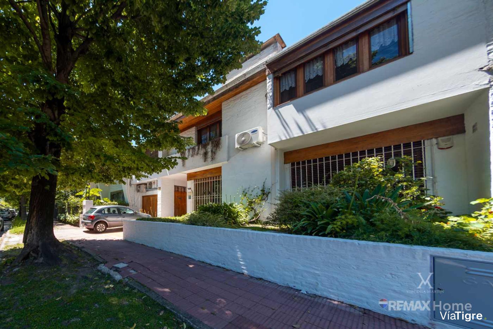 5-Room House for Sale with Garage – San Isidro