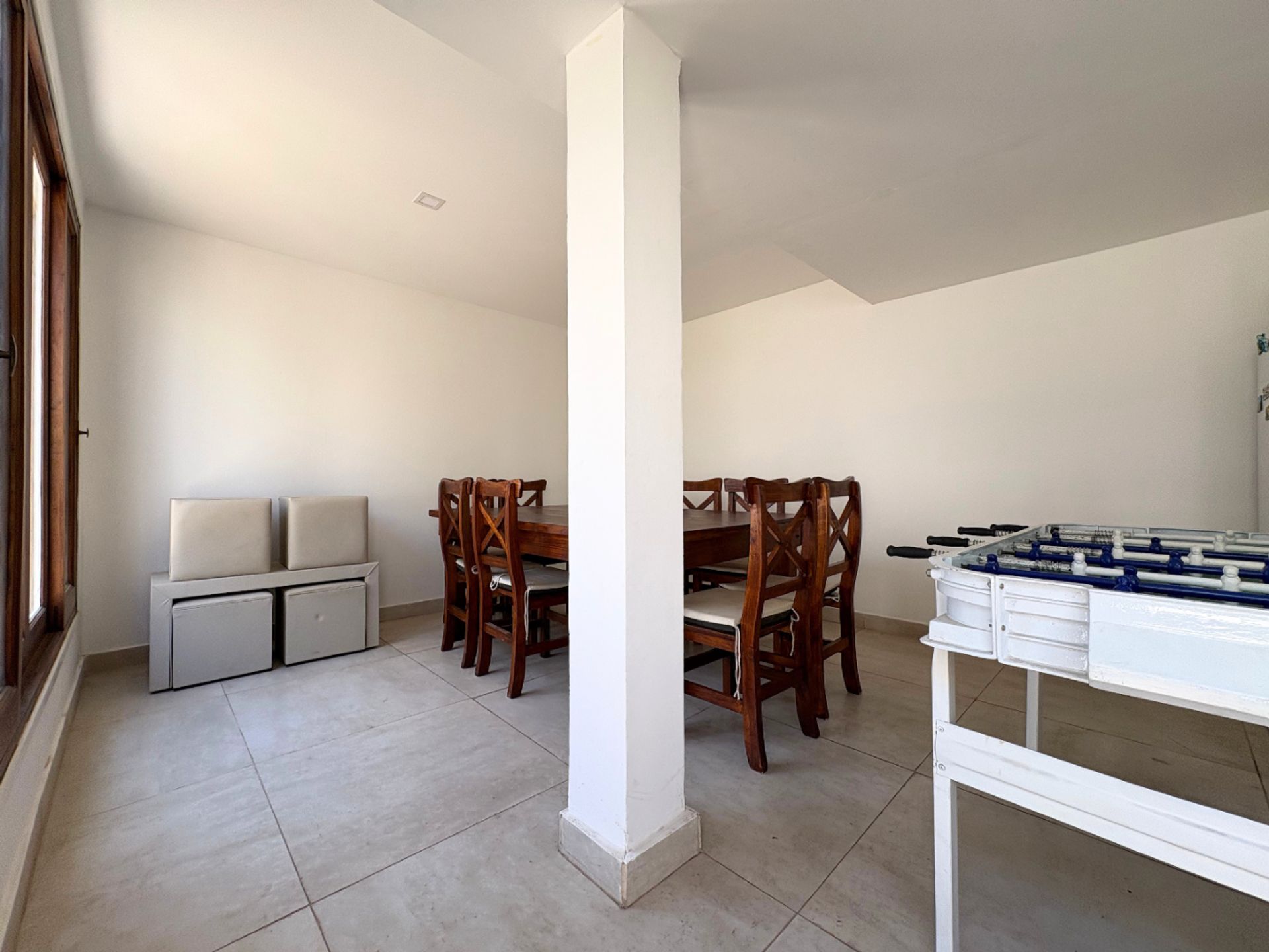 Venta casa a estrenar 5 ambientes San Isidro