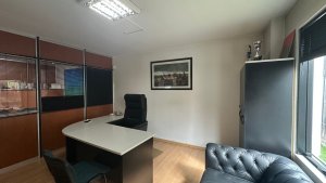 Office 102 square meters for rent furnished Beccar