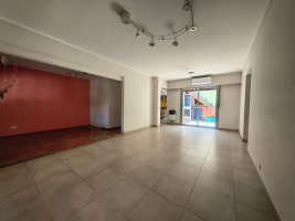 Martinez Ph 5 Rooms with Parking