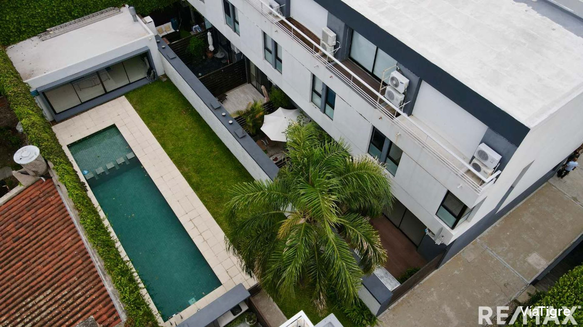 Venta departamento 4 ambientes con cochera Olivos
