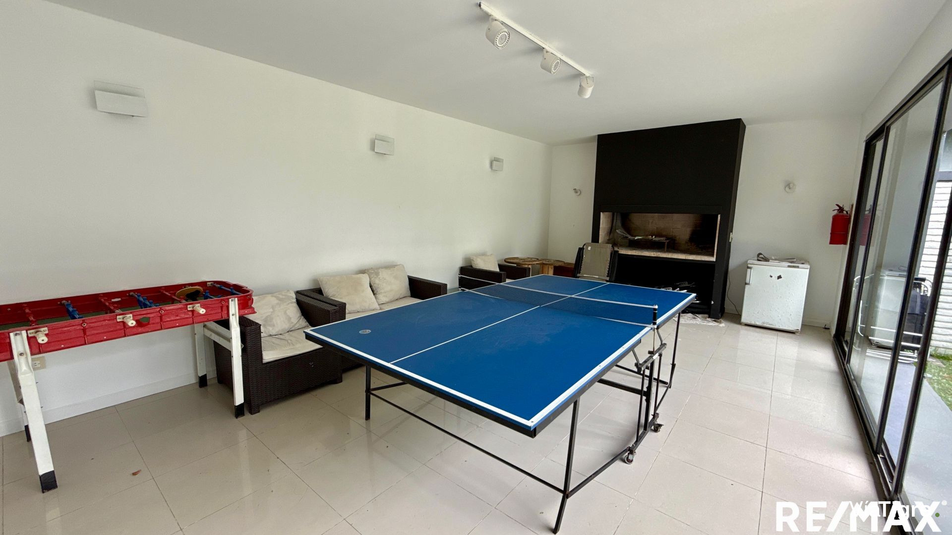 Venta departamento 4 ambientes con cochera Olivos