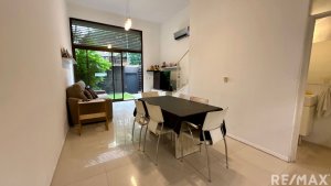 Venta departamento 4 ambientes con cochera Olivos