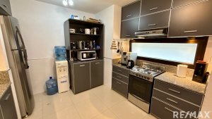 Venta departamento 4 ambientes con cochera Olivos