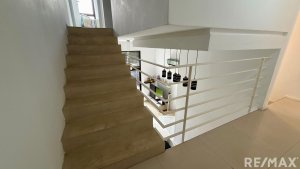 Venta departamento 4 ambientes con cochera Olivos