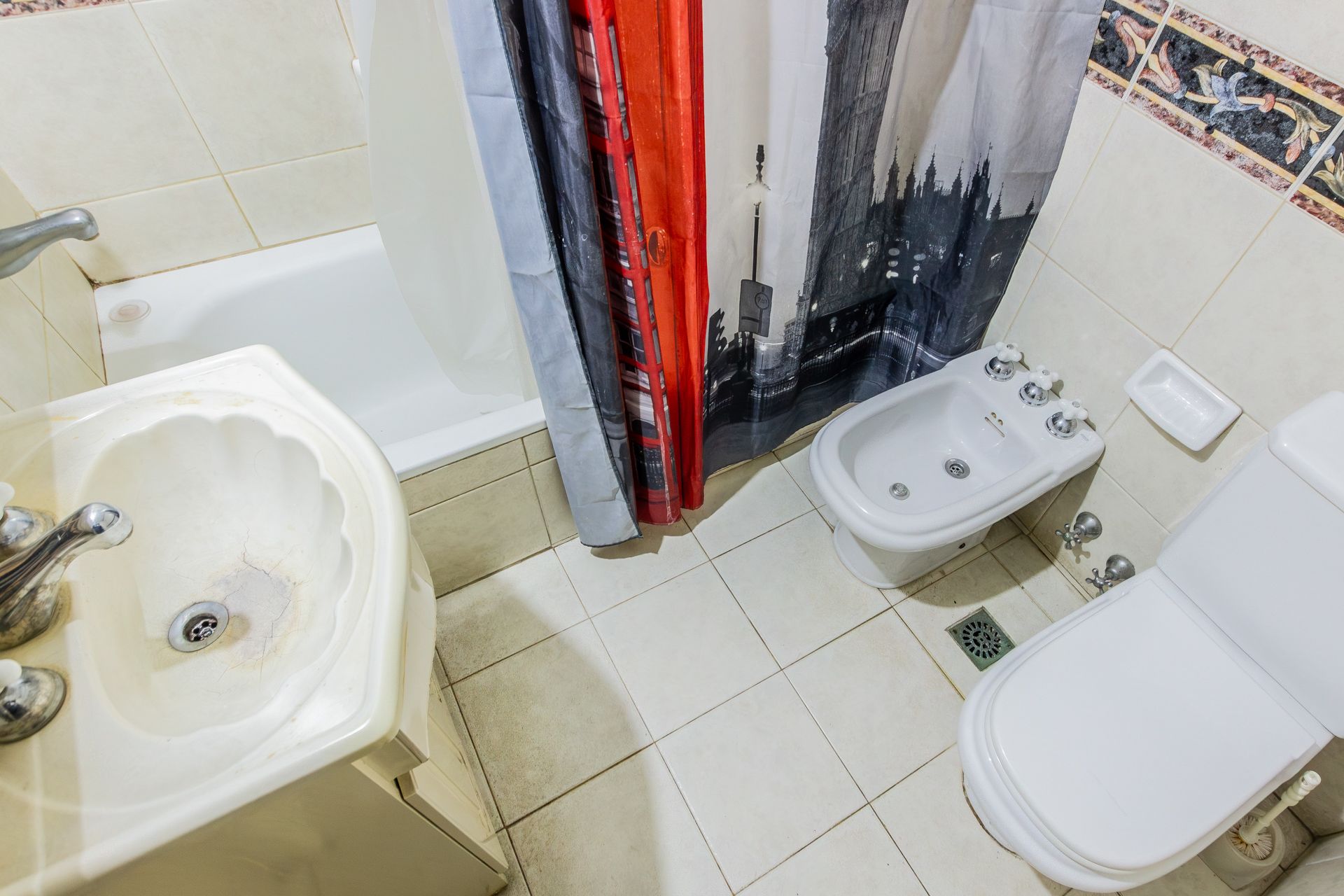 Venta Casa 6 Ambientes Florida Pileta