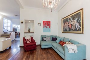 House for Sale: 6 Rooms, Florida Pileta