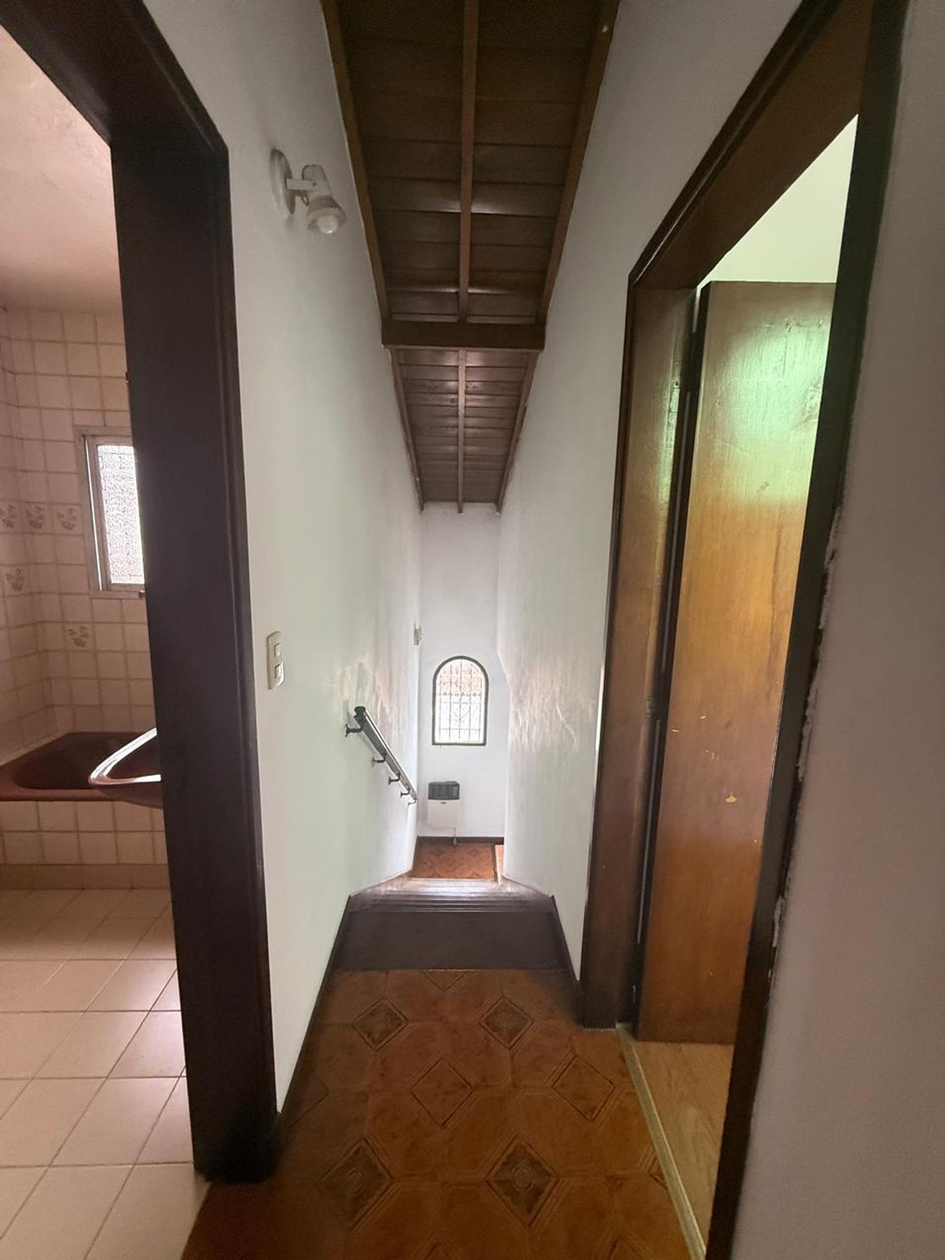 Venta casa 4 ambientes con garage cubierto