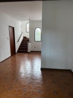 Venta casa 4 ambientes con garage cubierto