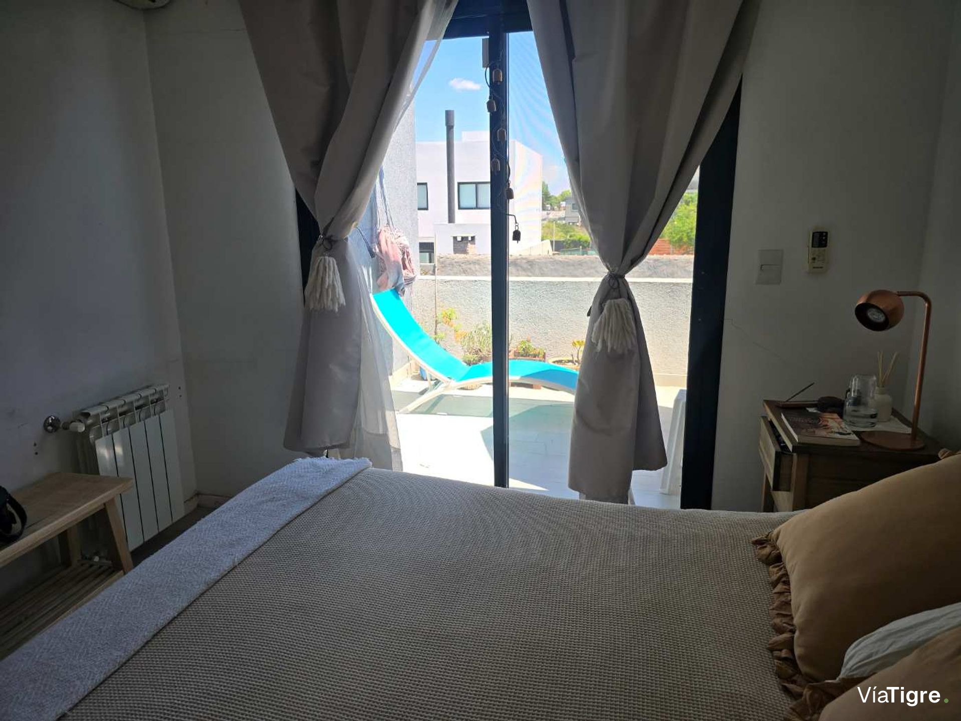 Hermoso Duplex De 4 Amb. Con Cochera Y Parque