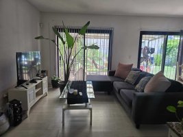 Hermoso Duplex De 4 Amb. Con Cochera Y Parque